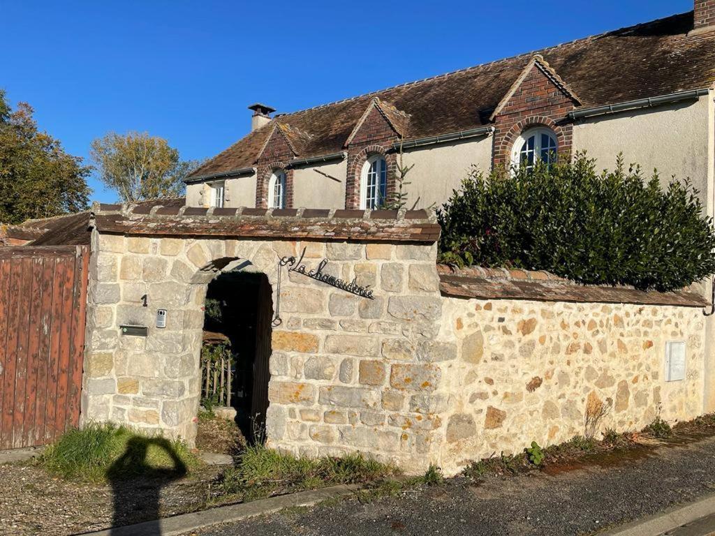 Hotel Le Gite De Gaia Villemer  Exterior foto